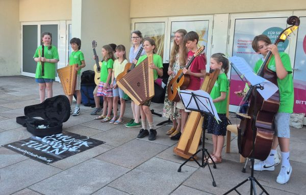 Strassenmusik_VM_Ensemble_Juni_26.jpg